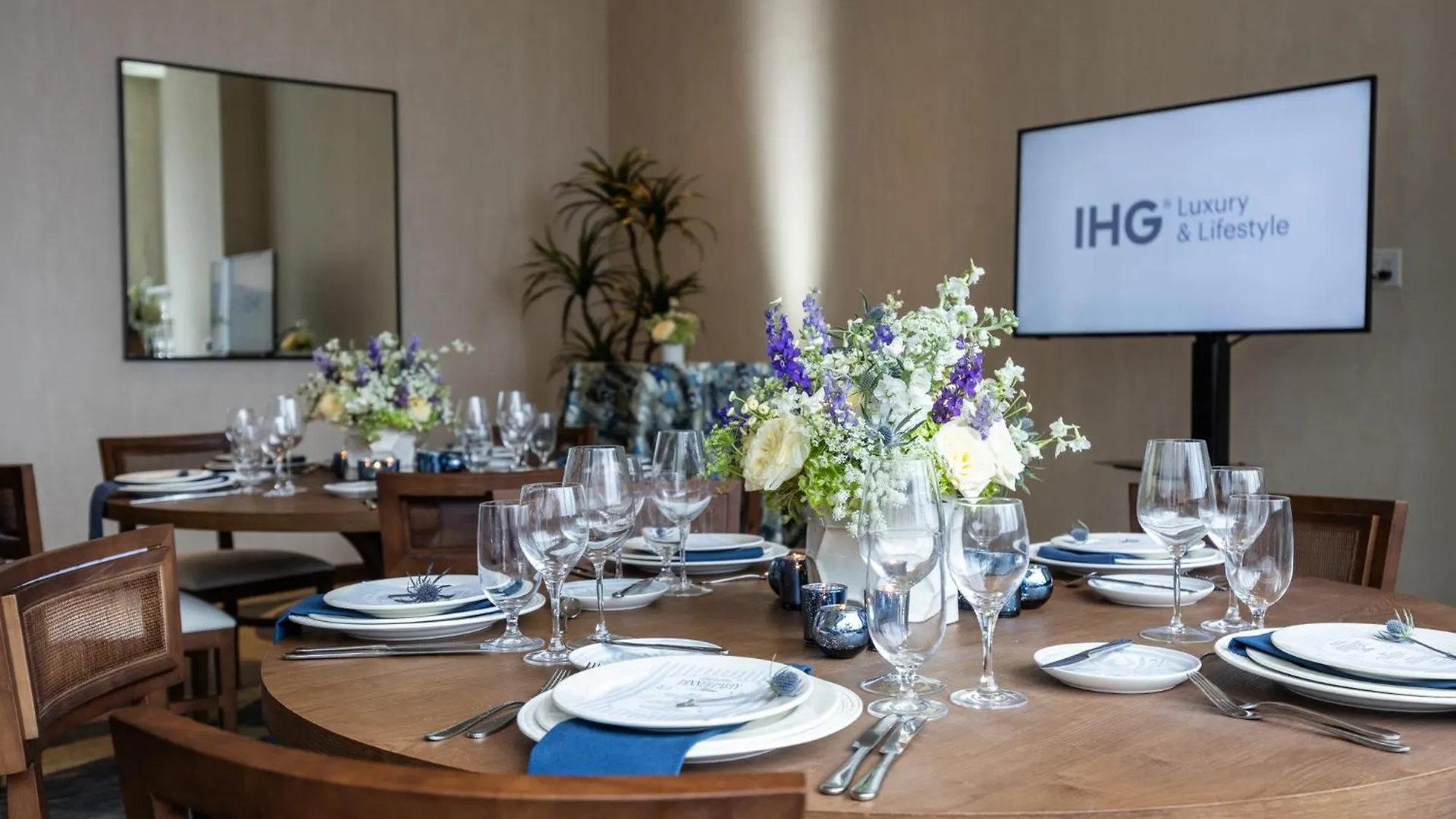 Kimpton Hotel Palomar Phoenix Cityscape By Ihg