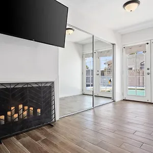 Fab Phx Getaway W/ Pool & Fire Pit Phoenix