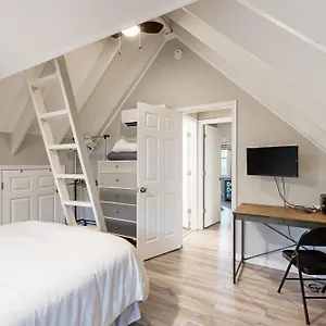  Holiday home A Tale Of Tranquility United States